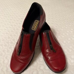 Munro Women's Red Leather Flats